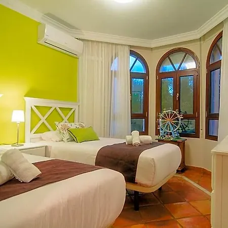 Hotel Heated Pool, Bbq Marbella