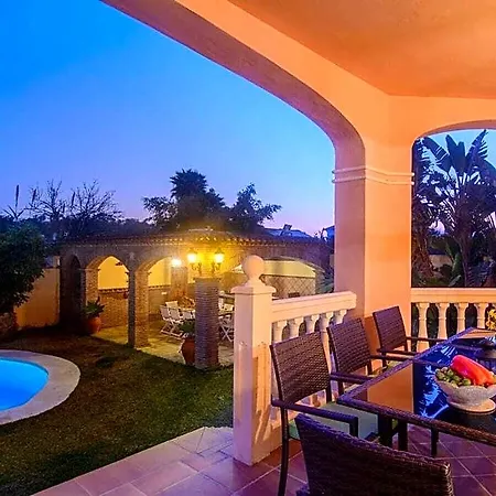 Heated Pool, Bbq 5*